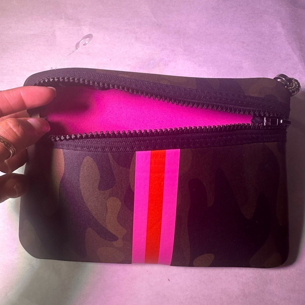 HUate Camouflage Mini Bag with Pink Stripe - Picture 3 of 4